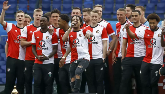 开云官网首页国际比赛日体能课后；费耶诺德防线松动备战足总杯；媒体盛赞；年轻球员得到机会的简单介绍